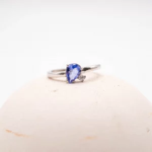 ANILLO LAGRIMA TANZANITA