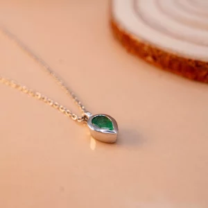 COLLAR AMIRA ESMERALDA